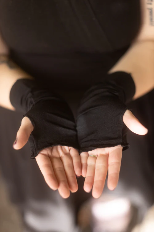 Thumb 4